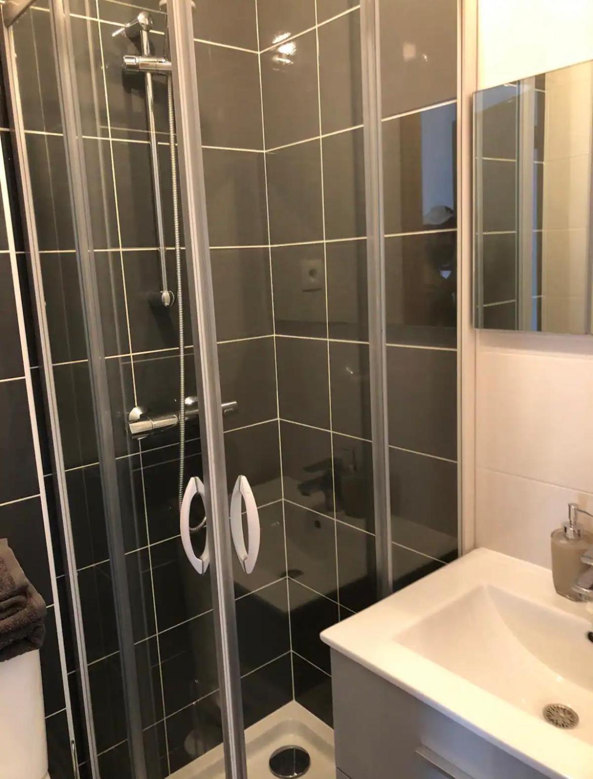 Studio A 300 M De La Gare De Mantes-La-Jolie Dış mekan fotoğraf
