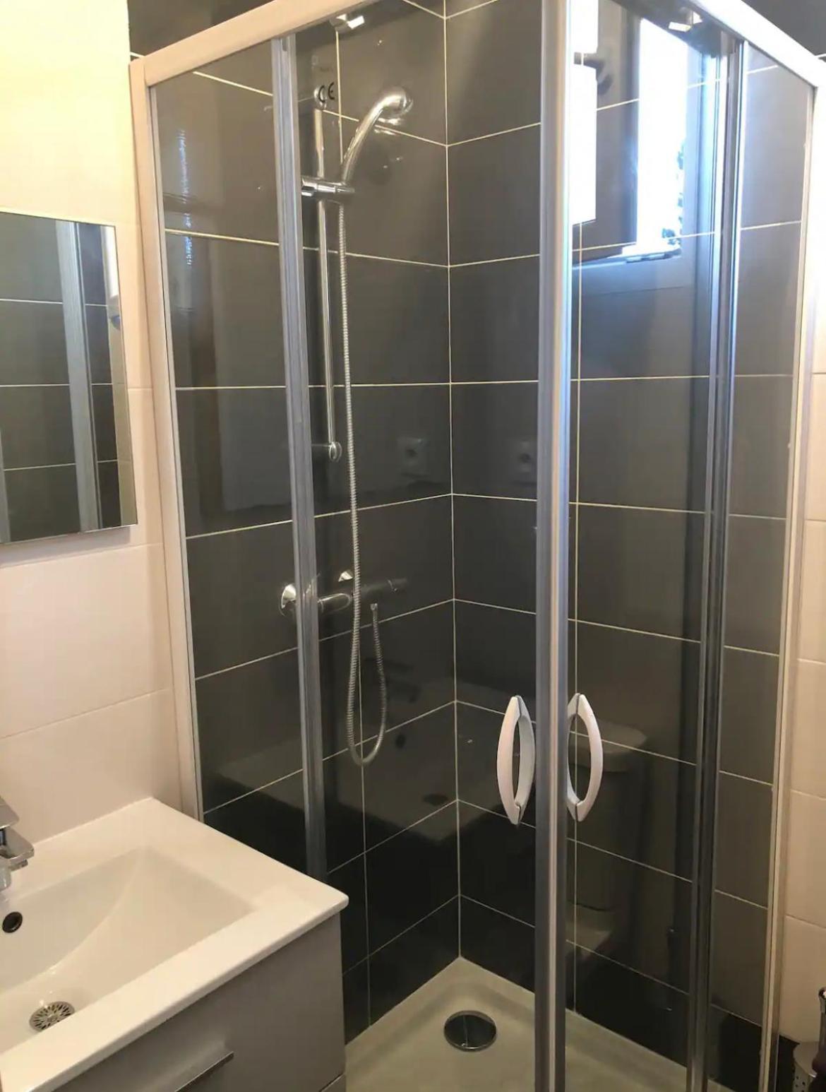 Studio A 300 M De La Gare De Mantes-La-Jolie Dış mekan fotoğraf