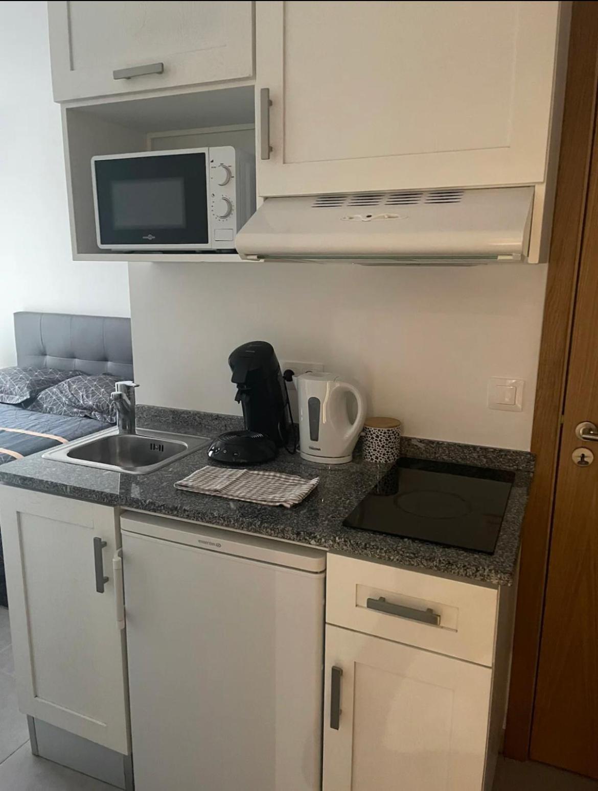 Studio A 300 M De La Gare De Mantes-La-Jolie Dış mekan fotoğraf
