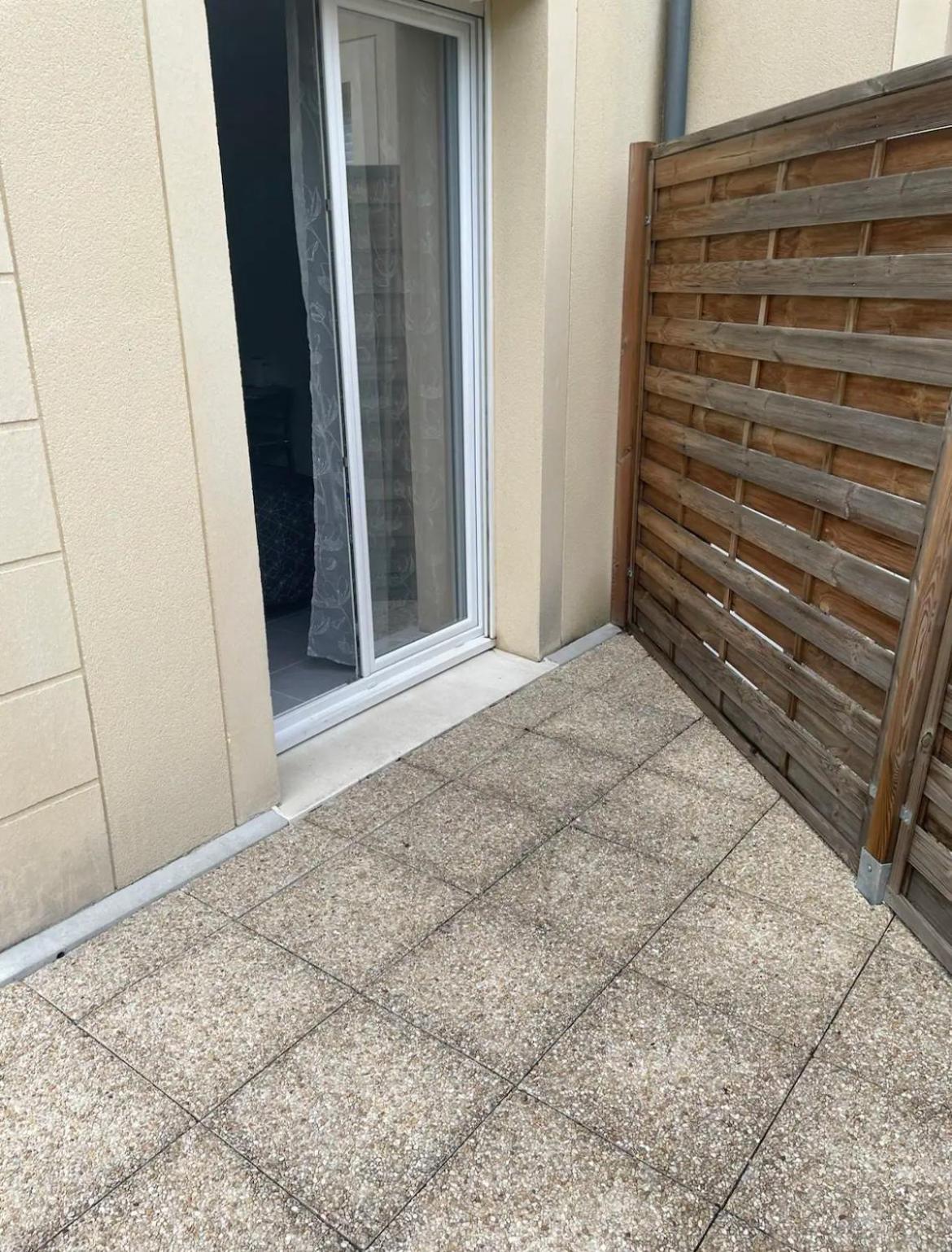Studio A 300 M De La Gare De Mantes-La-Jolie Dış mekan fotoğraf